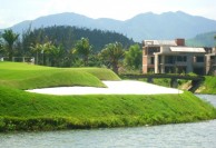 Diamond Bay Golf & Villas (